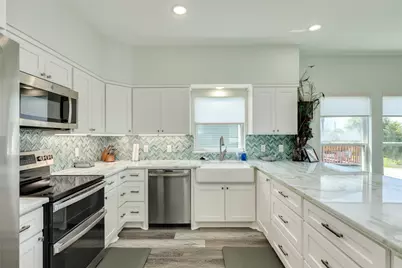 13817 Doubloon Avenue, Galveston, TX 77554 - Photo 18