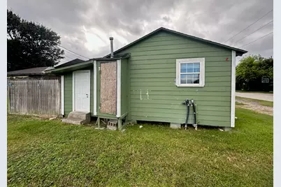1015 Virginia Street #1/2, South Houston, TX 77587 - Photo 2