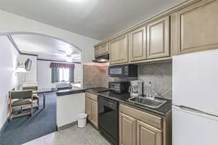 1025 Swanson St, Houston, TX 77030 - Photo 22