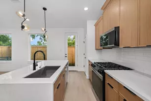 7208 - 7210 Weyburn St, Houston, TX 77028 - Photo 12