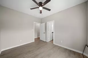 1644 County Rd 180, Alvin, TX 77511 - Photo 10