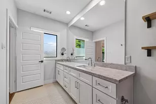 935 Bunton St, Houston, TX 77009 - Photo 44