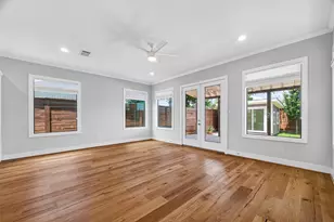 935 Bunton St, Houston, TX 77009 - Photo 26
