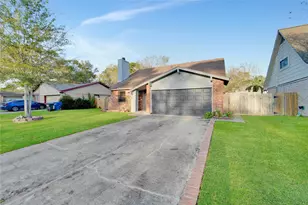 17206 Telegraph Creek Dr, Spring, TX 77379 - Photo 2
