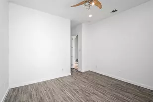 5712 Winsome Ln, Houston, TX 77057 - Photo 32