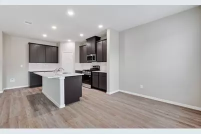 2107 Spring Hollow Drive, Baytown, TX 77521 - Photo 14