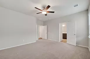 2107 Spring Hollow Dr, Baytown, TX 77521 - Photo 22