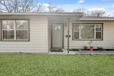 316 Avenue B, La Marque, TX 77568 - Photo 2