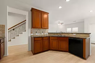 21426 Venture Park Dr, Richmond, TX 77406 - Photo 16