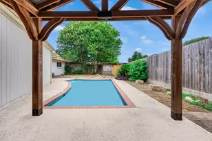 10519 Kirkwren Dr, Houston, TX 77089 - Photo 4
