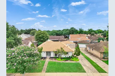 10519 Kirkwren Drive, Houston, TX 77089 - Photo 16