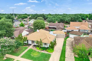 10519 Kirkwren Dr, Houston, TX 77089 - Photo 14
