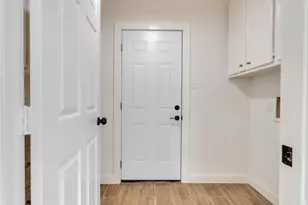 10519 Kirkwren Dr, Houston, TX 77089 - Photo 32