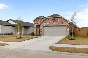 1217 Red Hills Dr, Rosharon, TX 77583 - Photo 2