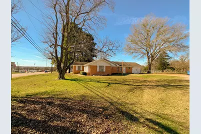 519 W Commerce, Buffalo, TX 75831 - Photo 2