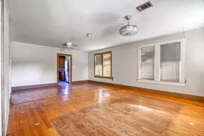 209 Avenue H, Van Vleck, TX 77482 - Photo 6