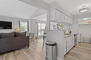 7200 T C Jester Blvd, Houston, TX 77088 - Photo 12