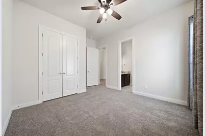 10243 S Goshawk Trail, Conroe, TX 77385 - Photo 32
