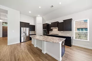 10243 S Goshawk Trl, Conroe, TX 77385 - Photo 12