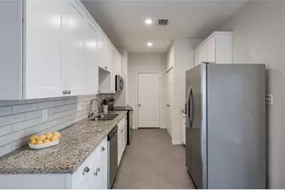 387 Rancho Bauer Drive, Houston, TX 77079 - Photo 8