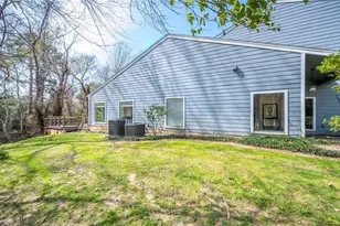 387 Rancho Bauer Dr, Houston, TX 77079 - Photo 32