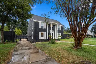 3741 Charleston St, Houston, TX 77021 - Photo 2