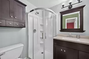 12803 Fairlane Dr, Pearland, TX 77581 - Photo 20
