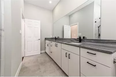 1834 Woodvine Drive, Houston, TX 77055 - Photo 12