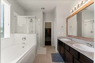 13276 Hidden Trail Ct, Willis, TX 77318 - Photo 16