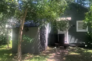 603 Lundy St, El Campo, TX 77437 - Photo 20