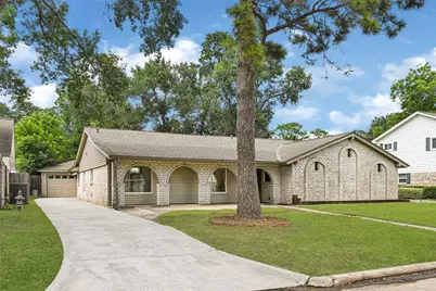 11306 Valley Spring Drive, Houston, TX 77043 - Photo 4
