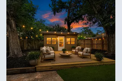 11306 Valley Spring Drive, Houston, TX 77043 - Photo 40