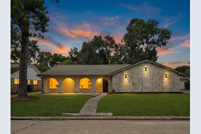 11306 Valley Spring Drive, Houston, TX 77043 - Photo 48