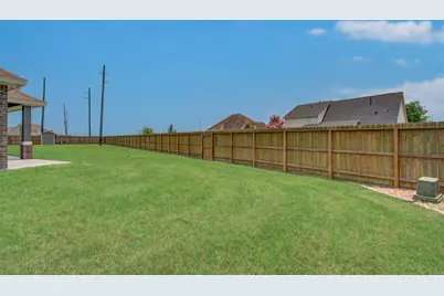 14018 Hawthorne Circle, Mont Belvieu, TX 77523 - Photo 36