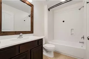 14018 Hawthorne Cir, Mont Belvieu, TX 77523 - Photo 28