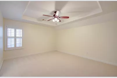 14018 Hawthorne Circle, Mont Belvieu, TX 77523 - Photo 32