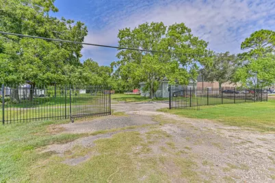 1400 South Broadway, La Porte, TX 77571 - Photo 6