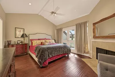 262 Sugarberry Circle, Houston, TX 77024 - Photo 34