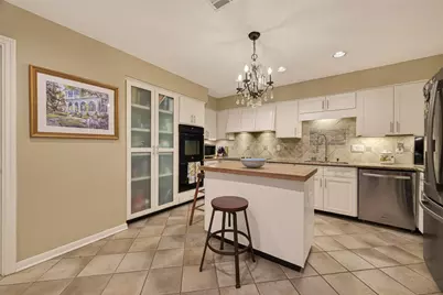 262 Sugarberry Circle, Houston, TX 77024 - Photo 14