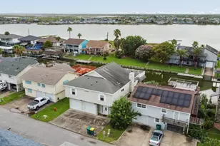 10 N Flamingo St, La Marque, TX 77568 - Photo 2