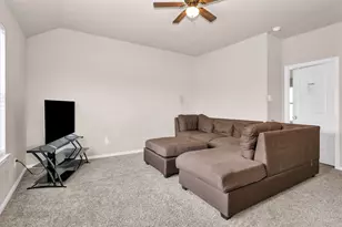 4318 McGregor Blf Ln, Conroe, TX 77304 - Photo 18