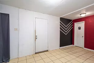 9535 Sweetwater Ln, Houston, TX 77037 - Photo 14