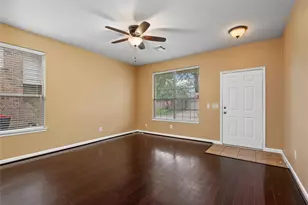 16415 Peyton Stone Cir, Houston, TX 77049 - Photo 6
