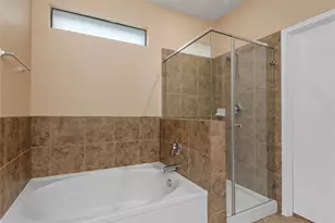 16415 Peyton Stone Cir, Houston, TX 77049 - Photo 24