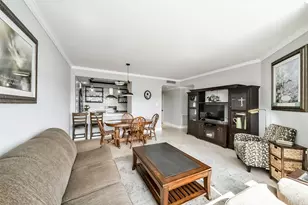 15 Greenway Plz, Houston, TX 77046 - Photo 4