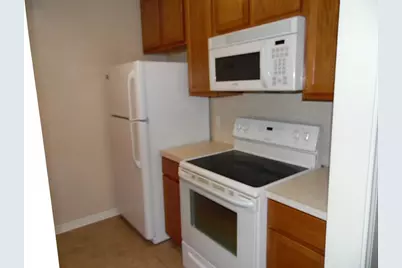 200 W Worsham Street, Willis, TX 77378 - Photo 6