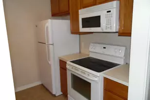 200 W Worsham St, Willis, TX 77378 - Photo 6