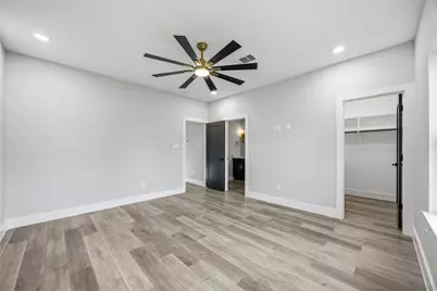 5326 Ridgeway Drive, Houston, TX 77033 - Photo 16