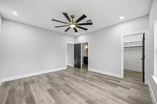 5326 Ridgeway Dr, Houston, TX 77033 - Photo 16