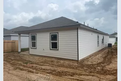 31035 Gayle Prairie Oaks Street, Waller, TX 77484 - Photo 10